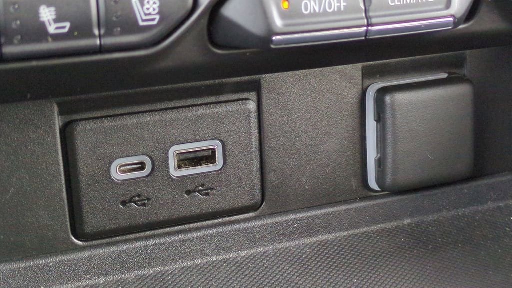 Thumbnail: 2022 GMC Yukon - 37