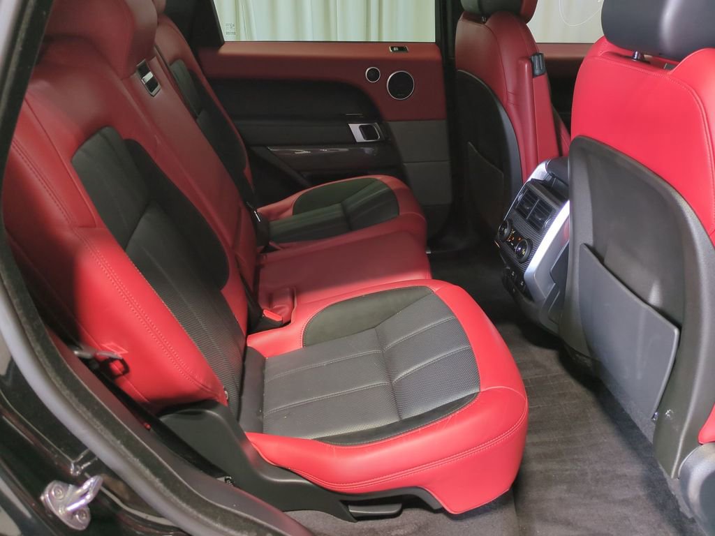 Thumbnail: 2020 Land Rover Range Rover Sport - 22