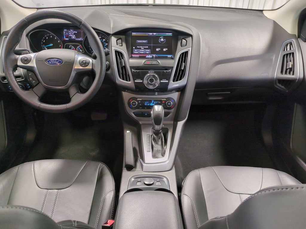 2014 Ford Focus Titanium 14