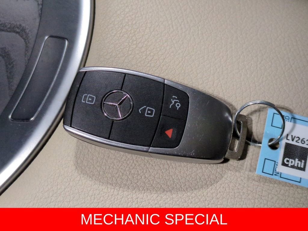 Thumbnail: 2020 Mercedes-Benz GLC - 29