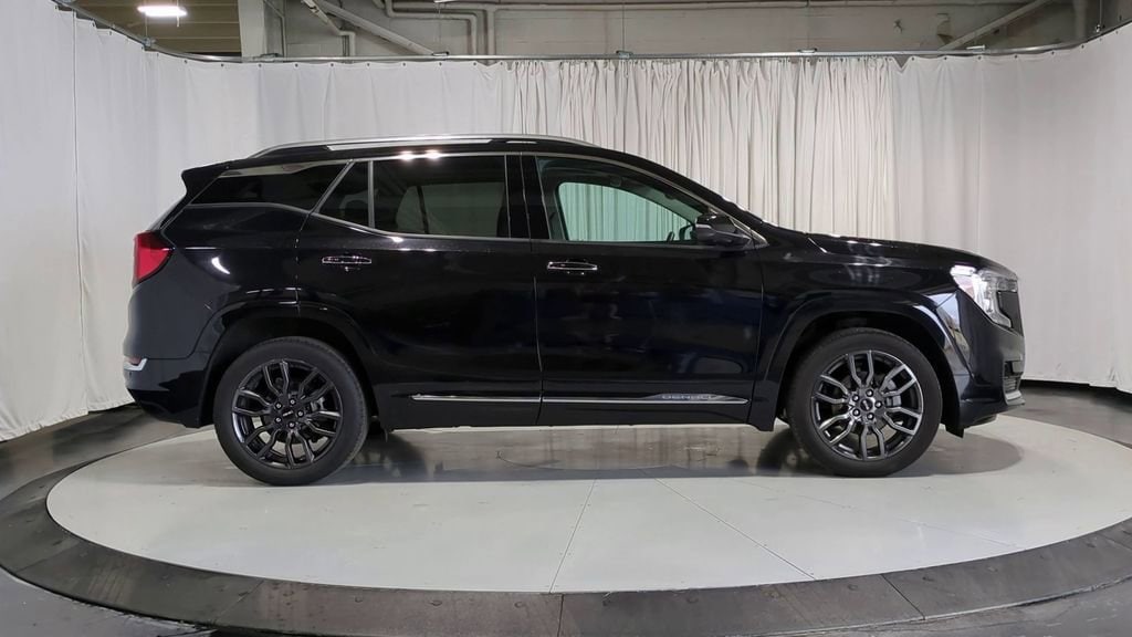 Thumbnail: 2023 GMC Terrain - 11