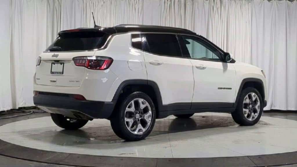 Thumbnail: 2019 Jeep Compass - 9