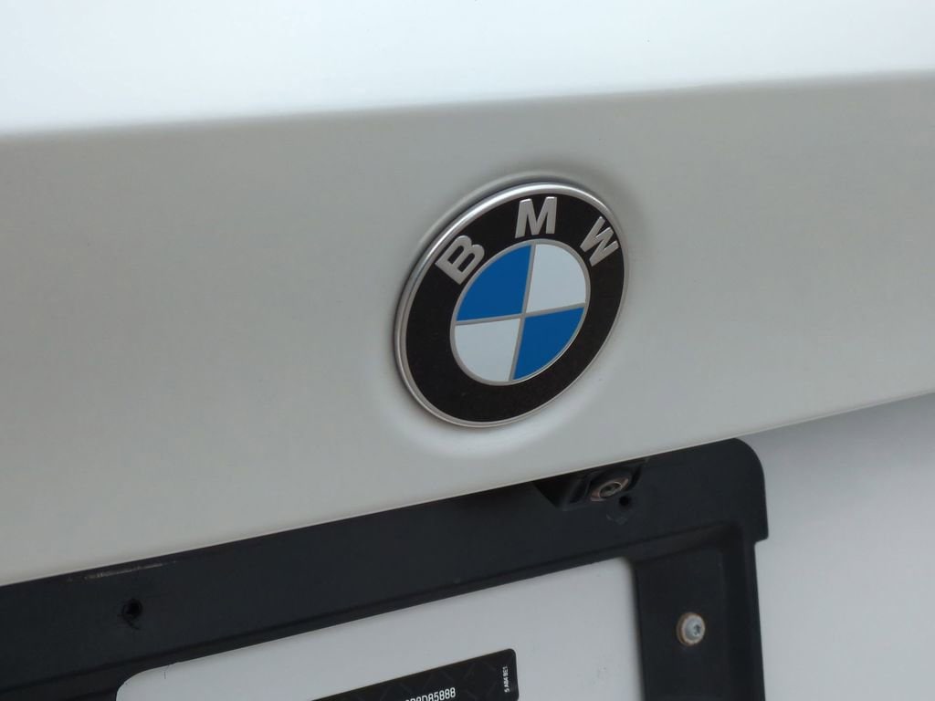 Thumbnail: 2024 BMW 3 Series - 14