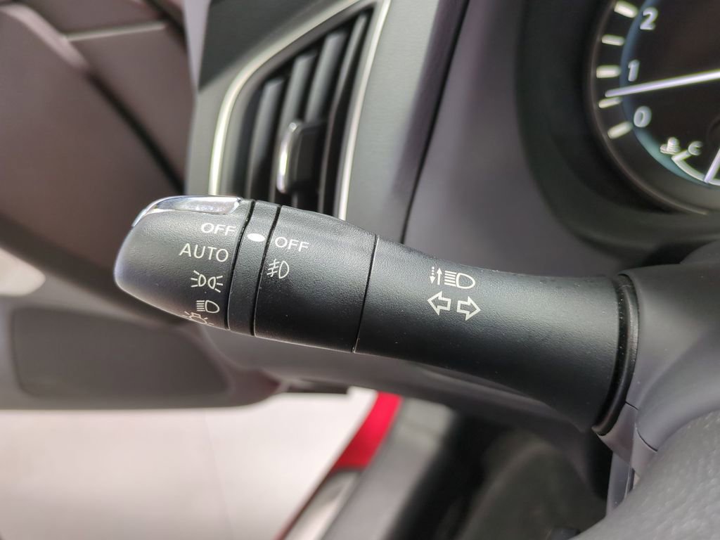 Thumbnail: 2023 INFINITI Q50 - 31