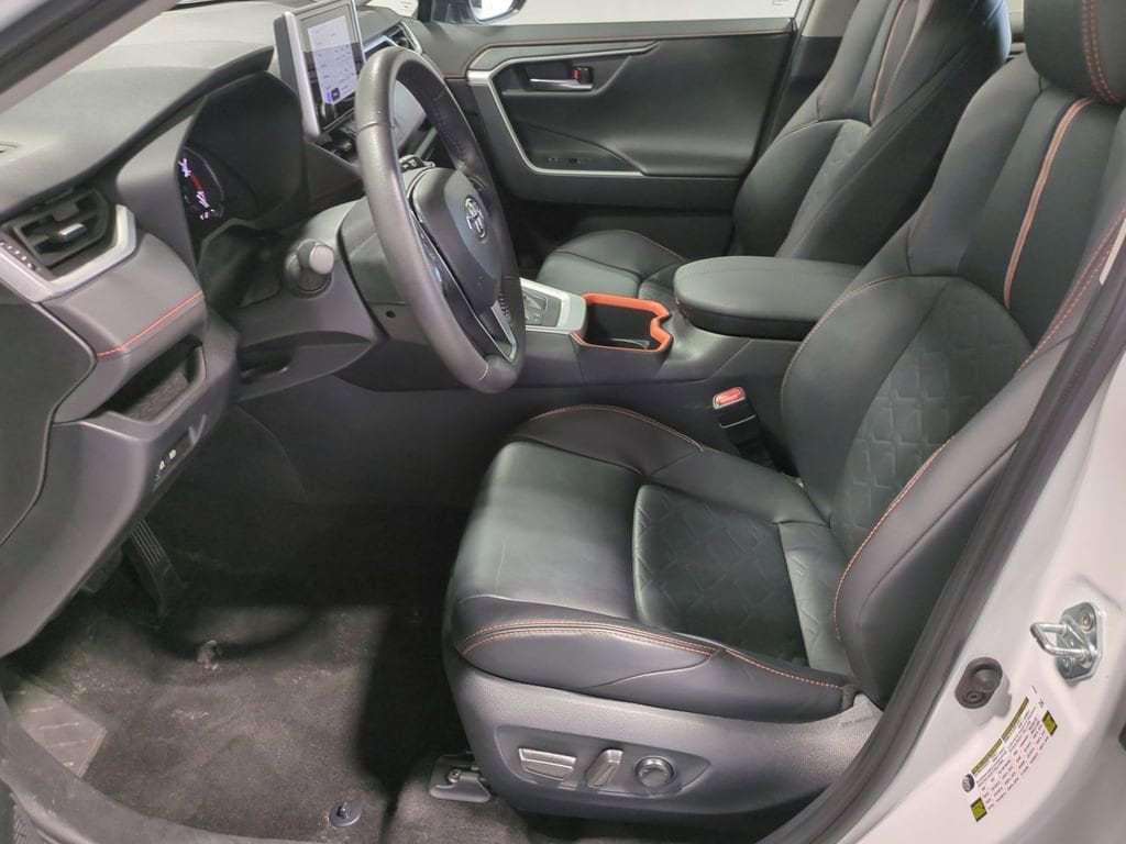 Thumbnail: 2024 Toyota RAV4 - 17