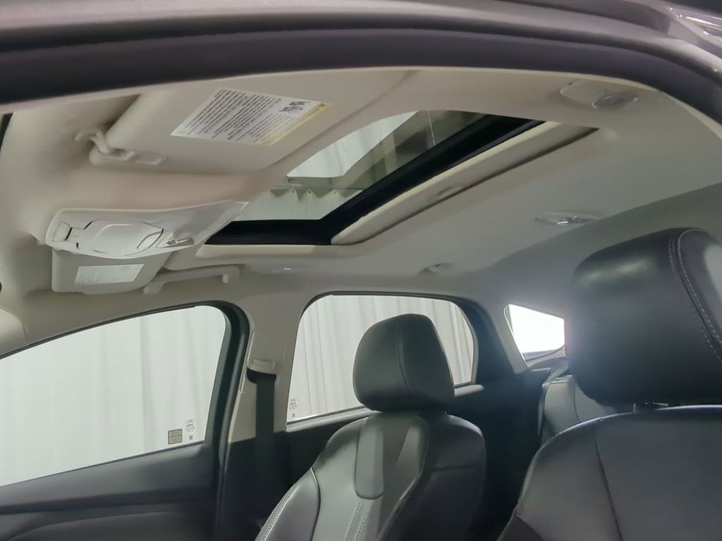 Thumbnail: 2014 Ford Focus - 22