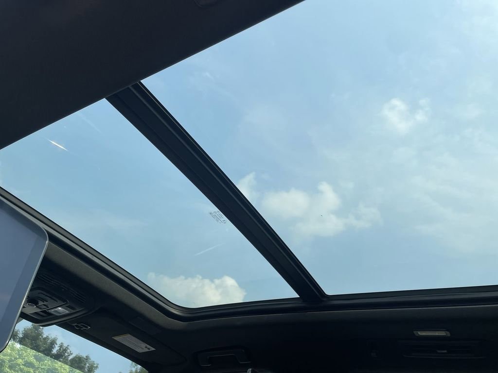 Thumbnail: 2024 Cadillac Escalade - 28