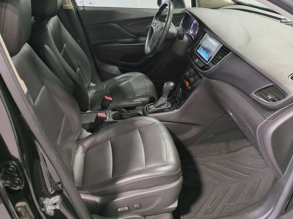 Thumbnail: 2018 Buick Encore - 26