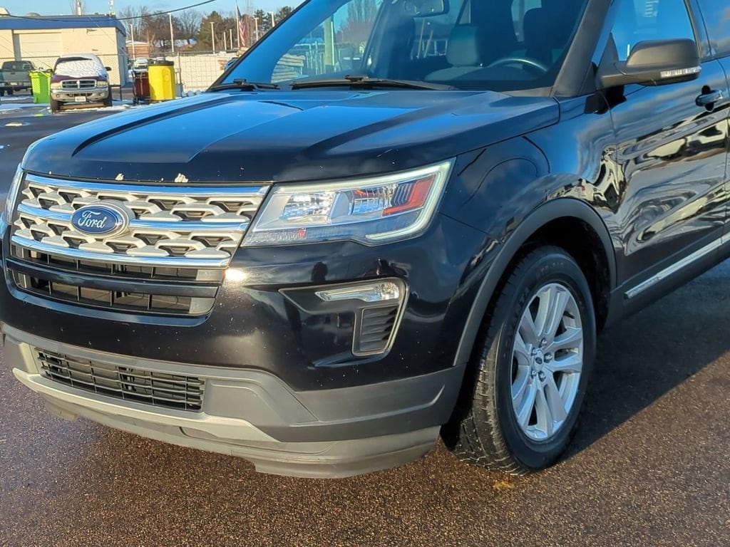Thumbnail: 2019 Ford Explorer - 3