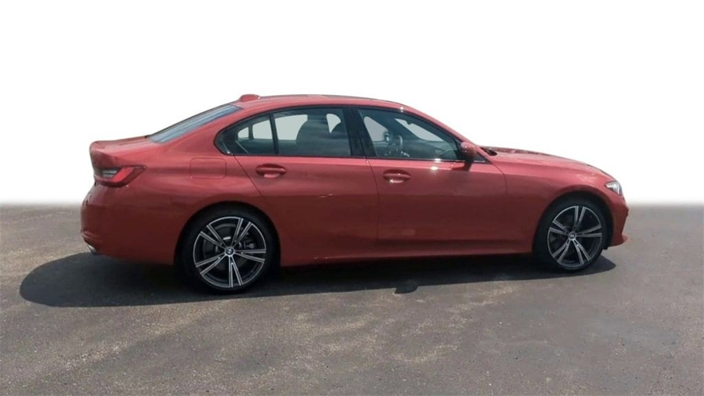 2023 BMW 3 Series 330i xDrive 9