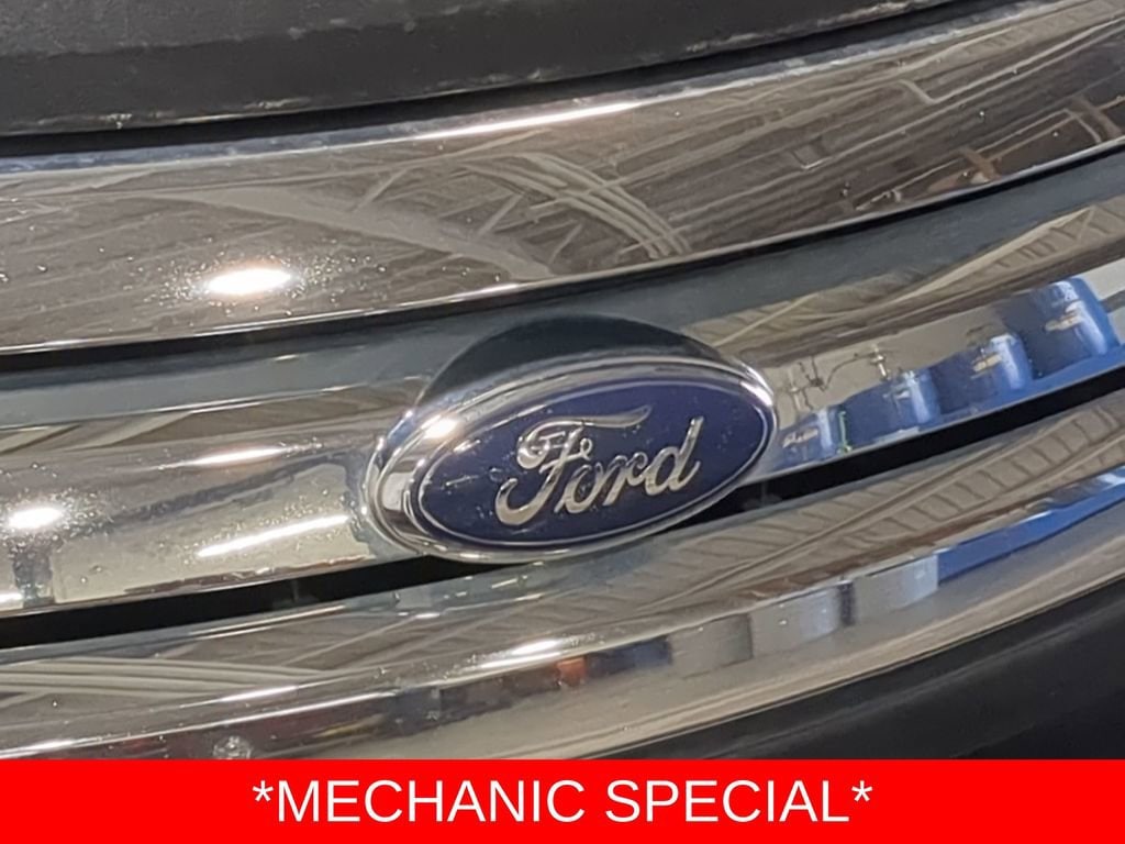 Thumbnail: 2010 Ford Fusion - 12