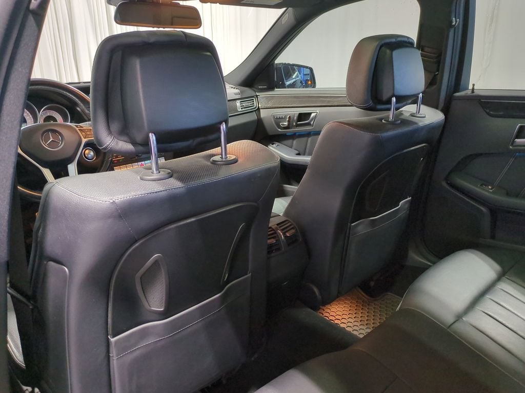 Thumbnail: 2016 Mercedes-Benz E-Class - 18