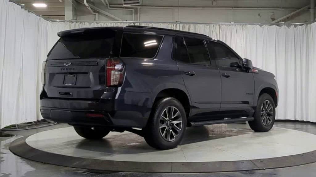 Thumbnail: 2023 Chevrolet Tahoe - 10