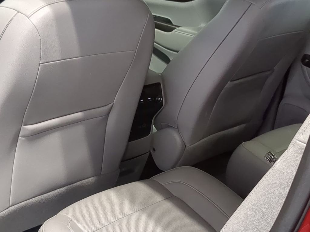 Thumbnail: 2023 GMC Acadia - 17
