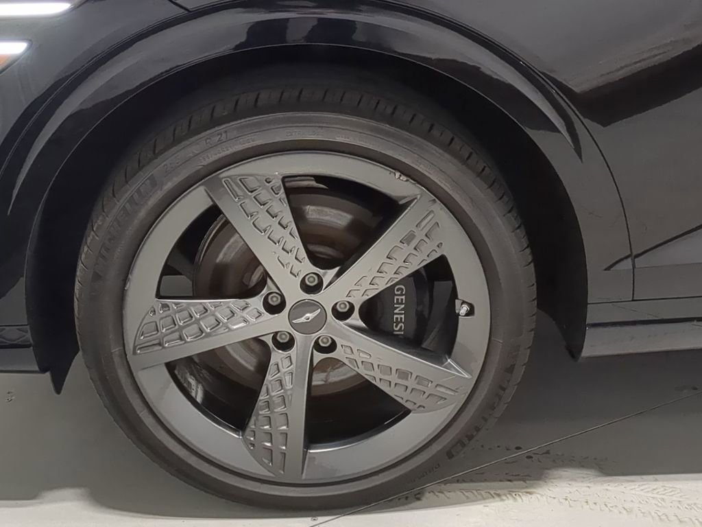 Thumbnail: 2024 Genesis GV70 - 17