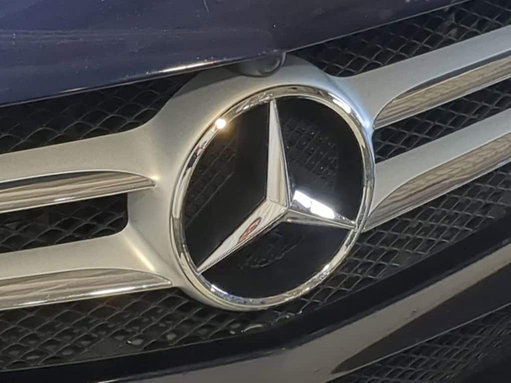 Thumbnail: 2017 Mercedes-Benz C-Class - 14