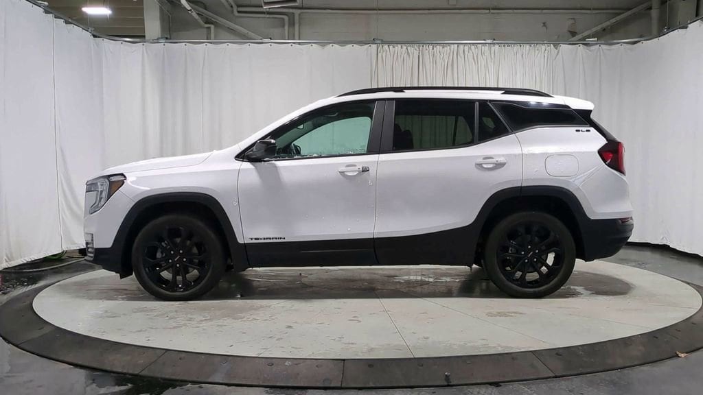 Thumbnail: 2022 GMC Terrain - 5