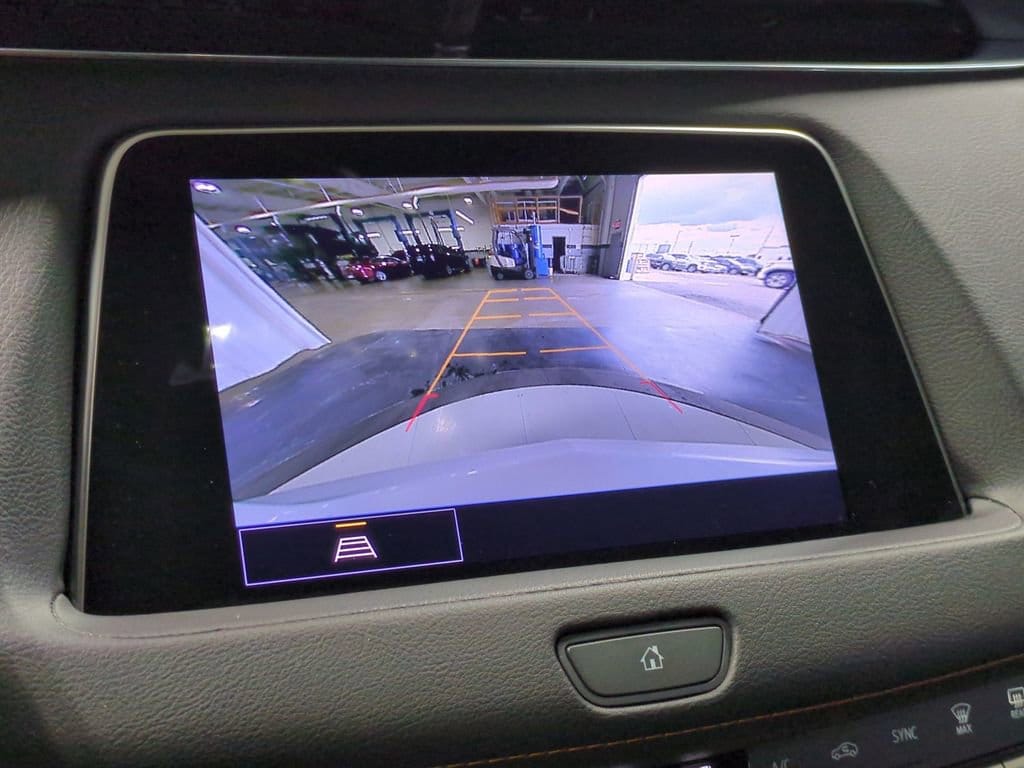 Thumbnail: 2023 Cadillac XT4 - 29