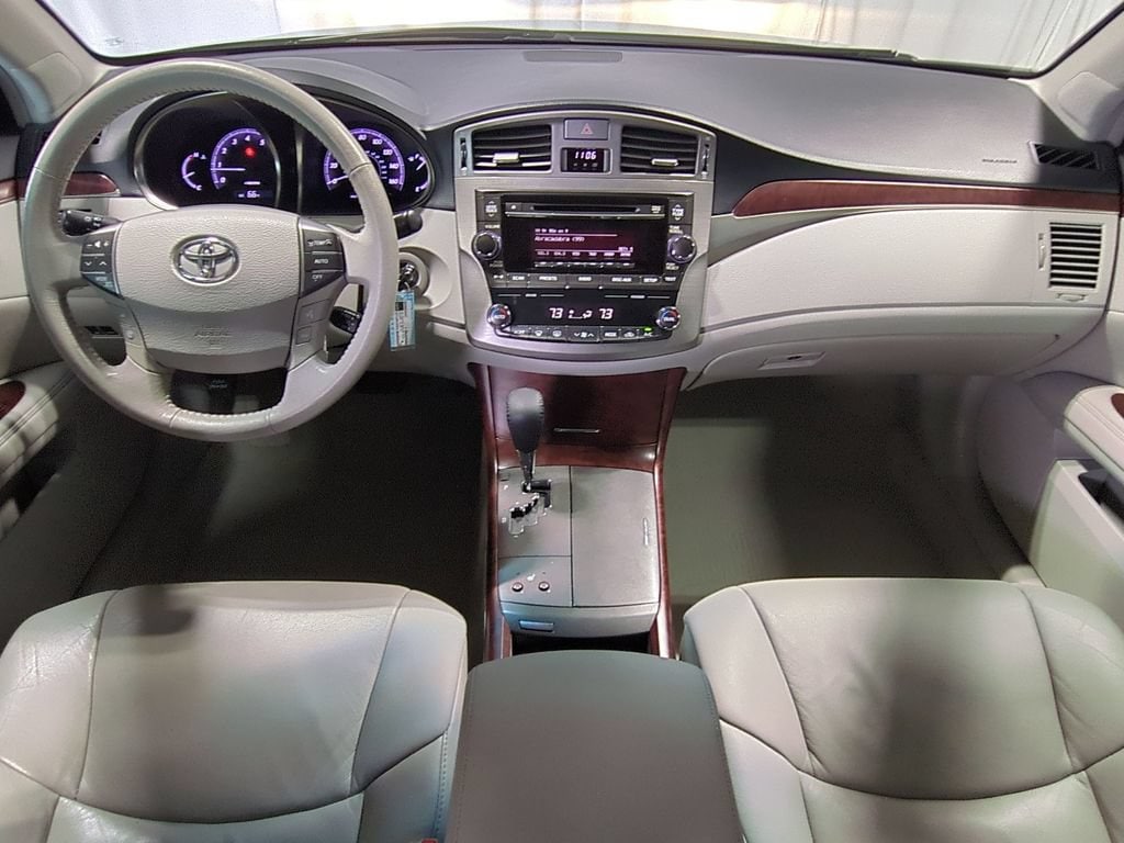 Thumbnail: 2011 Toyota Avalon - 20