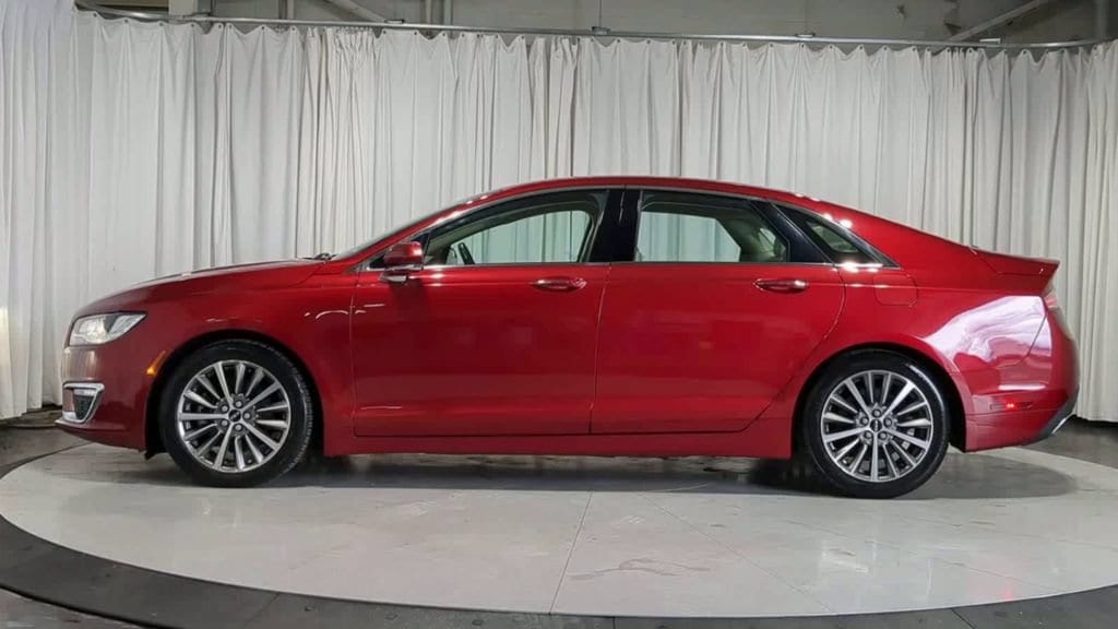 Thumbnail: 2017 Lincoln MKZ - 6