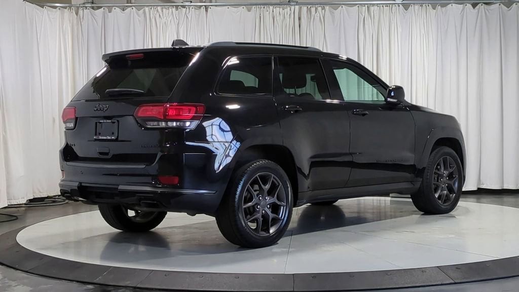 Thumbnail: 2020 Jeep Grand Cherokee - 10