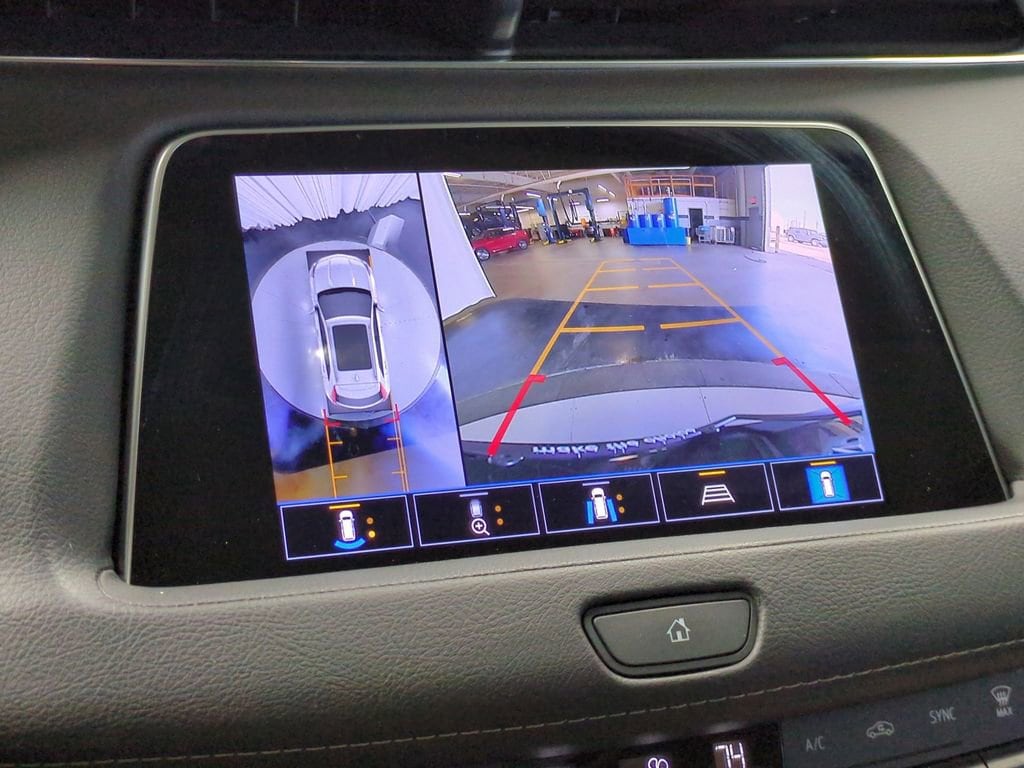 2022 Cadillac XT4 Premium Luxury 34