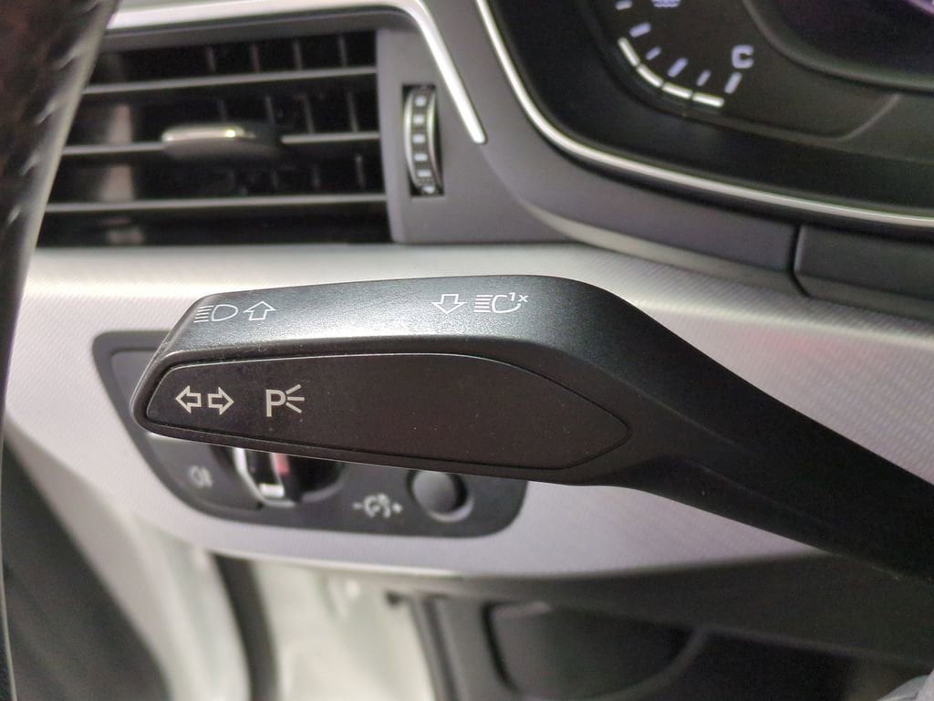 2017 Audi A4 Premium 31