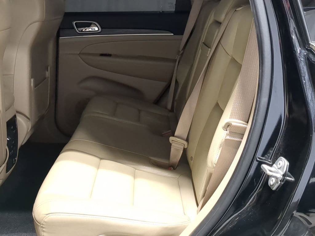 Thumbnail: 2020 Jeep Grand Cherokee - 33