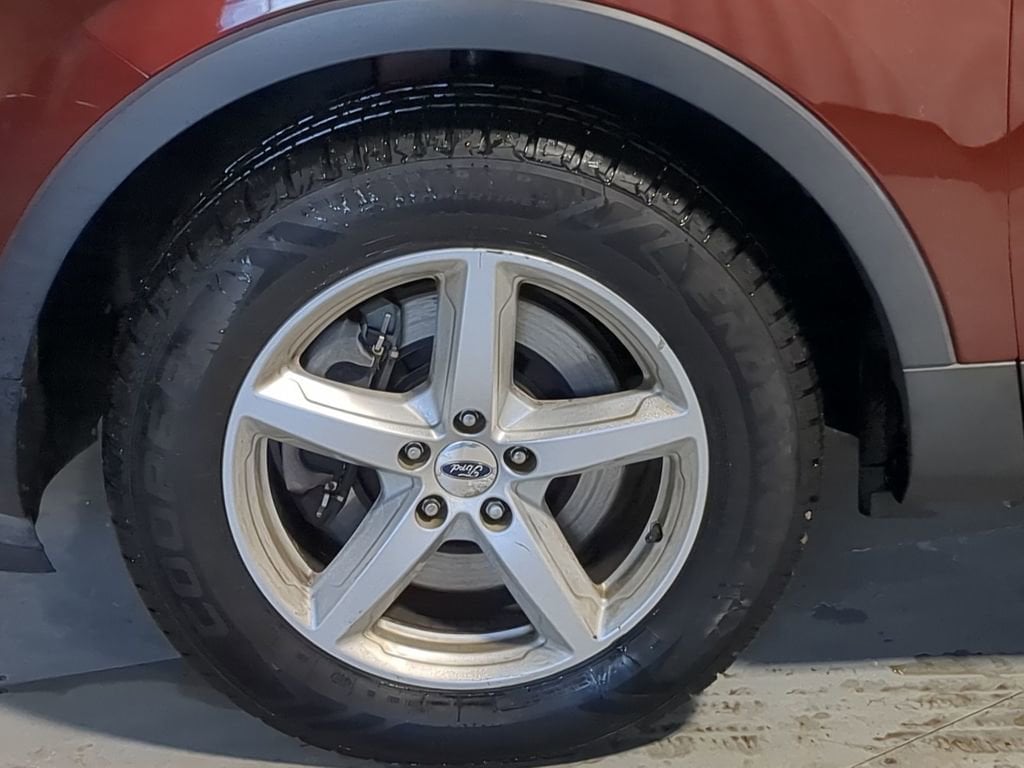 Thumbnail: 2016 Ford Explorer - 27