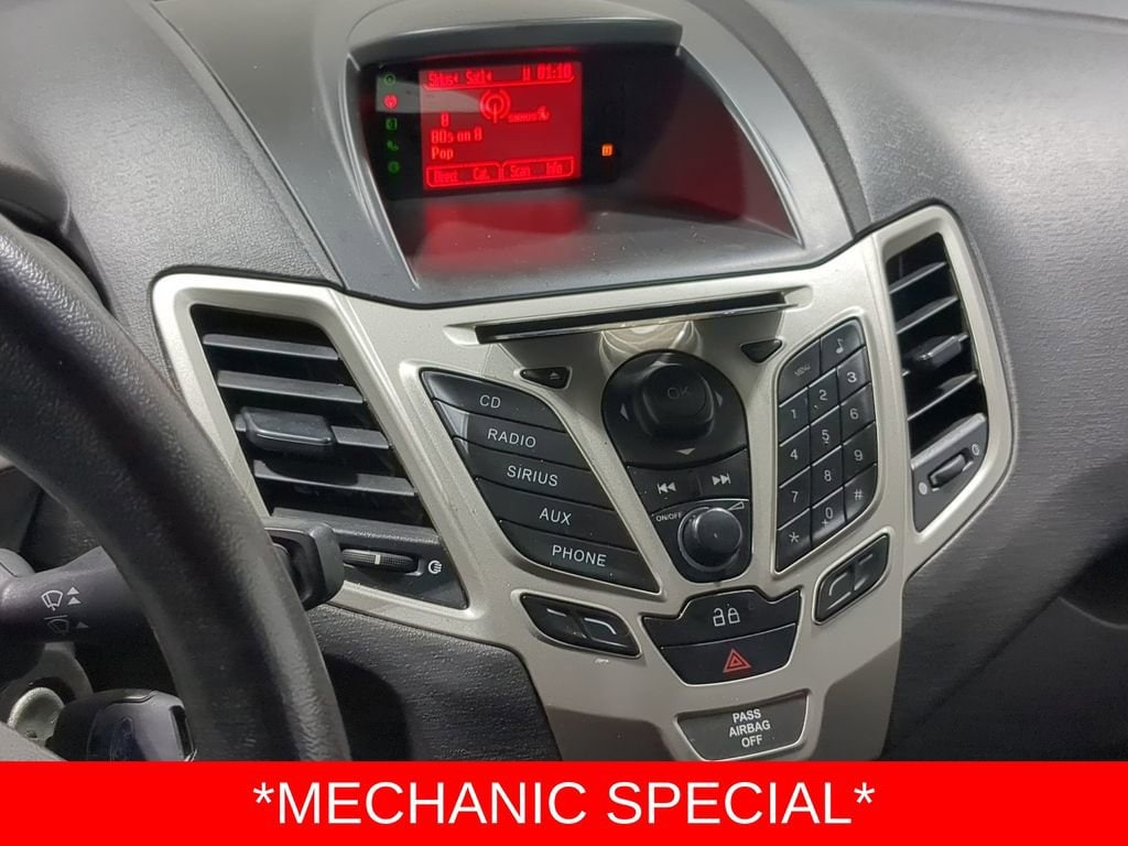 Thumbnail: 2013 Ford Fiesta - 35