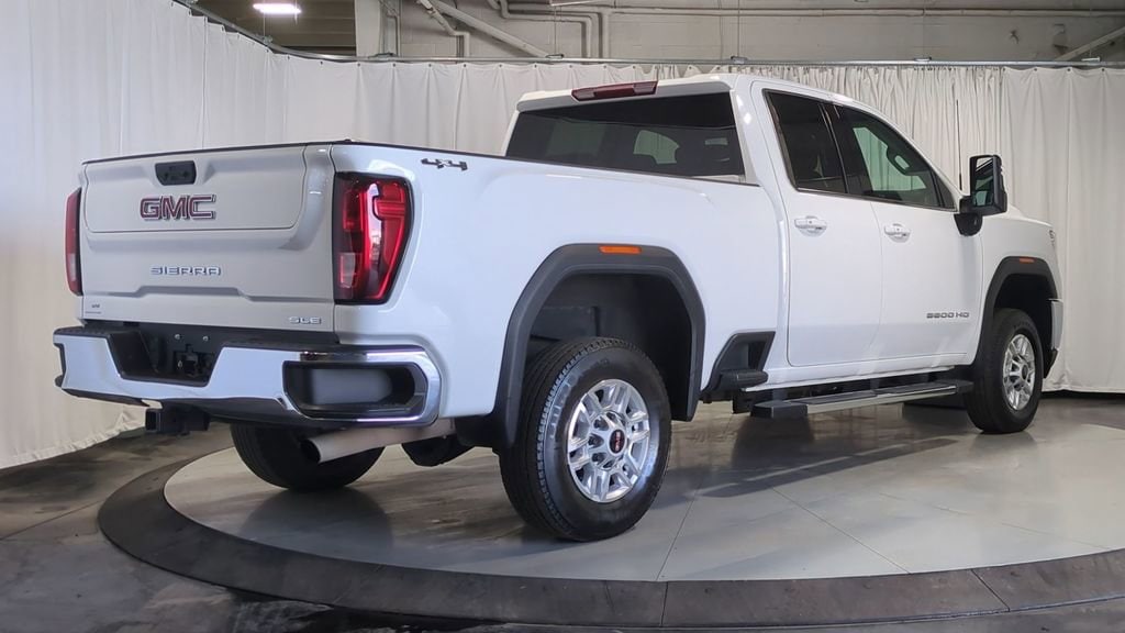 Thumbnail: 2022 GMC Sierra 2500 - 10