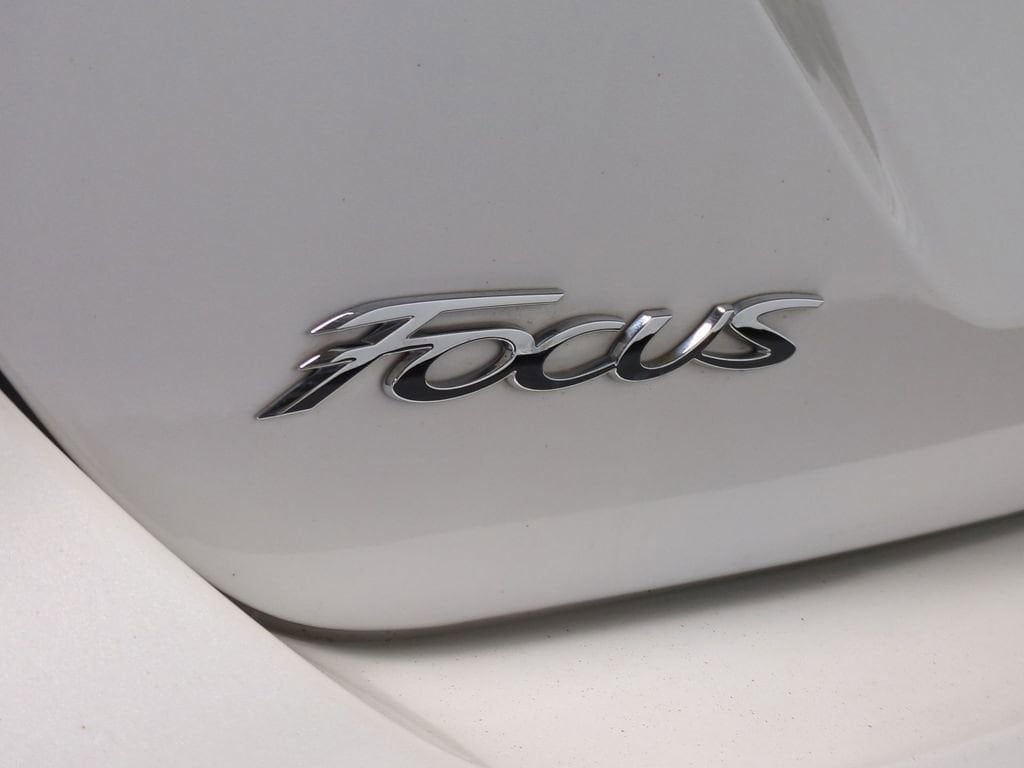 2014 Ford Focus Titanium 12