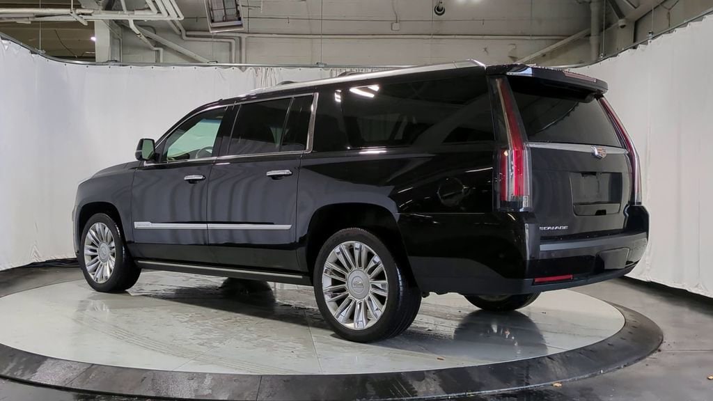 Thumbnail: 2018 Cadillac Escalade - 8