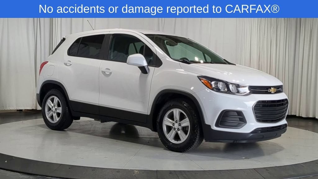Thumbnail: 2019 Chevrolet Trax - 2