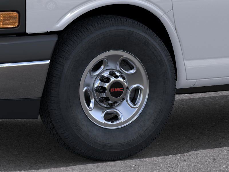 Thumbnail: 2025 GMC Savana - 9