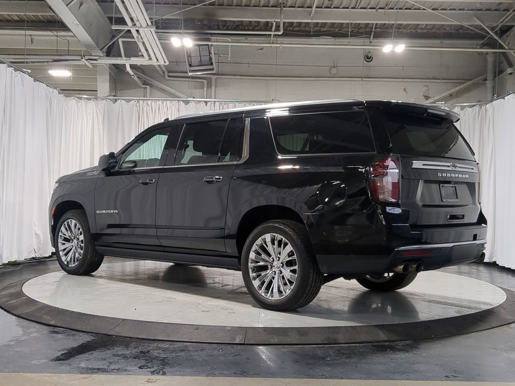 Thumbnail: 2021 Chevrolet Suburban - 15