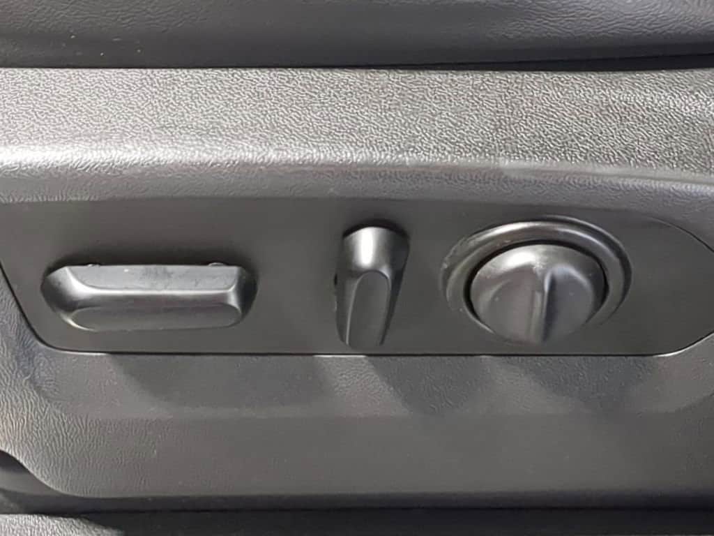 Thumbnail: 2020 GMC Sierra 1500 - 21