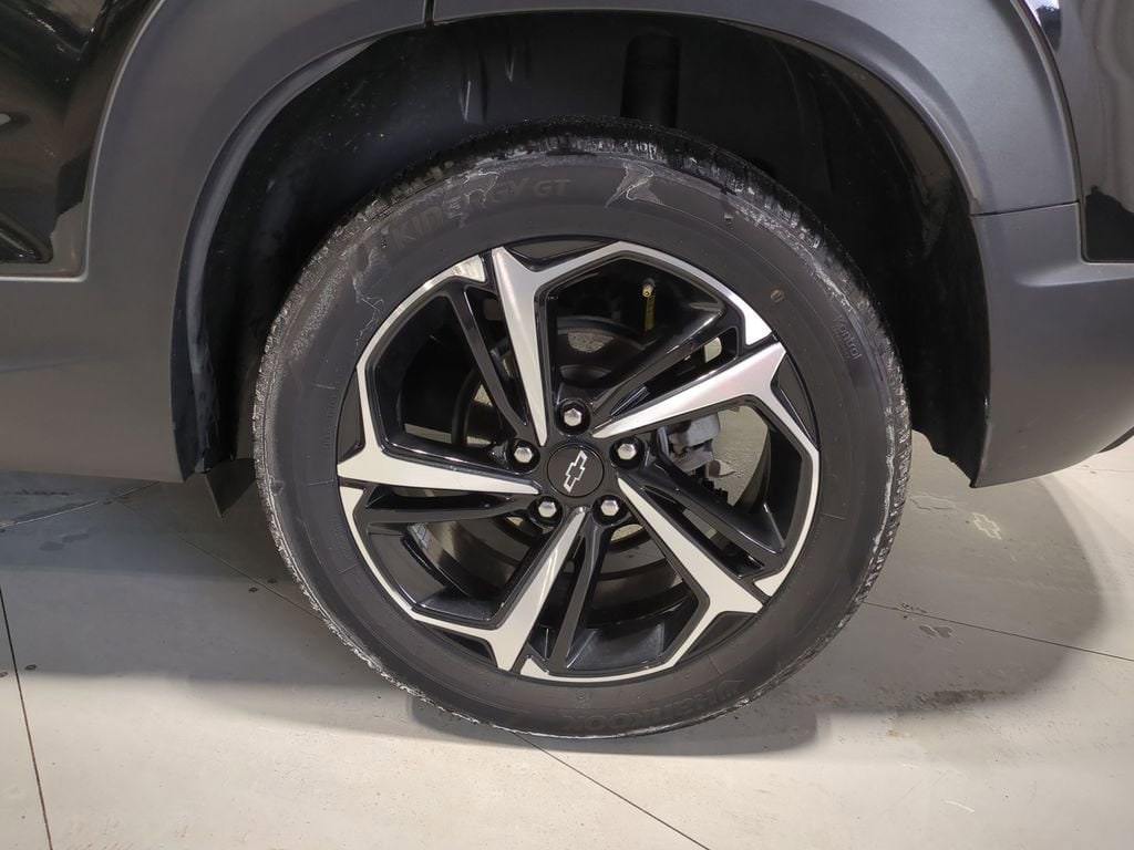 Thumbnail: 2023 Chevrolet TrailBlazer - 17