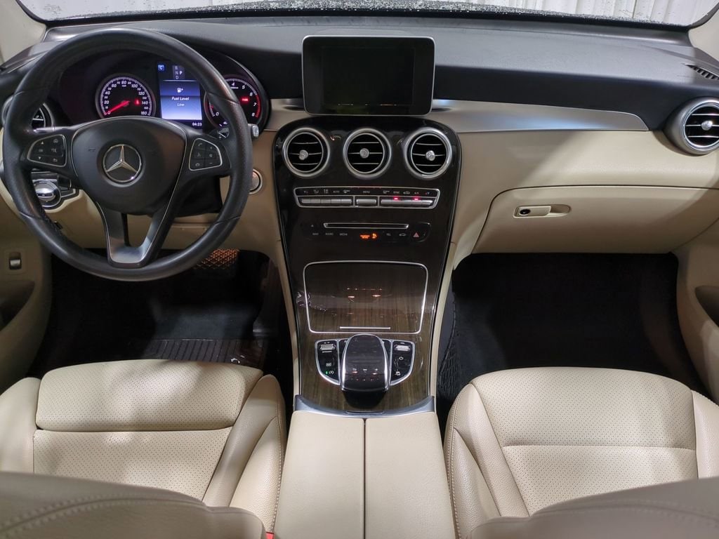 Thumbnail: 2017 Mercedes-Benz GLC - 16