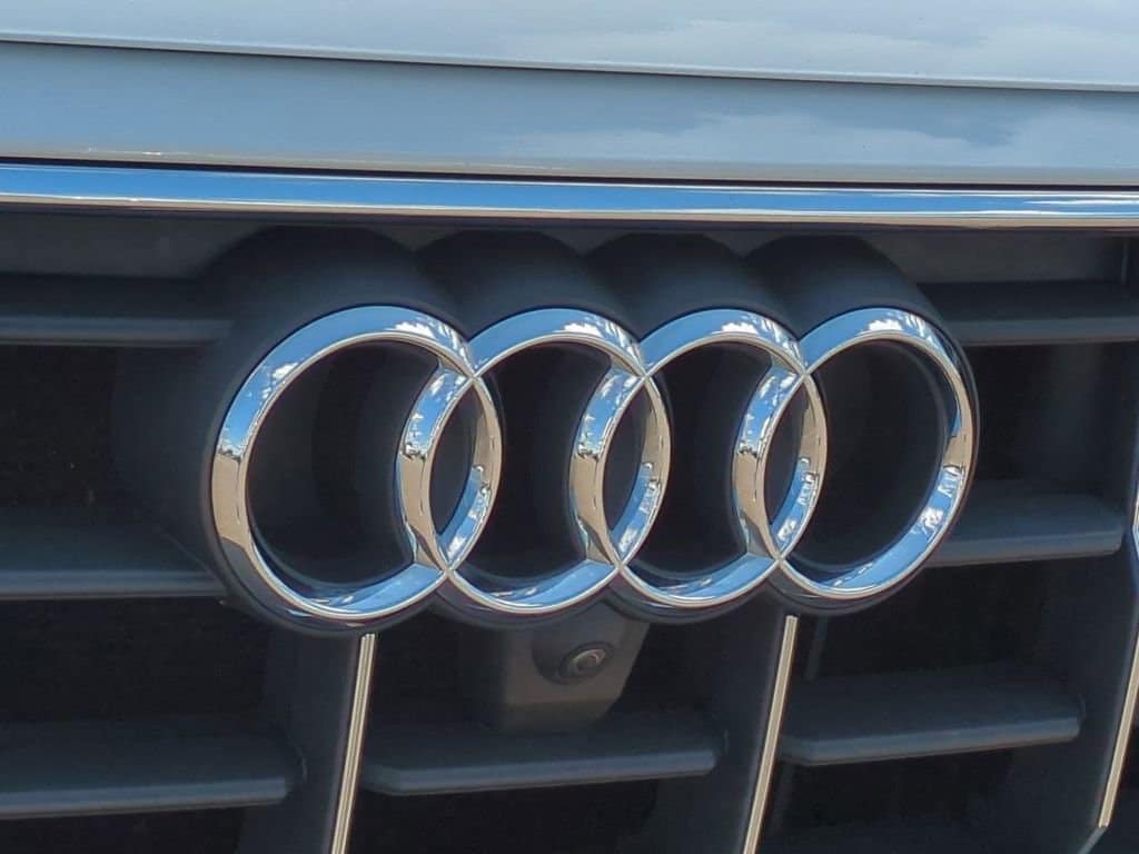 Thumbnail: 2019 Audi Q8 - 12