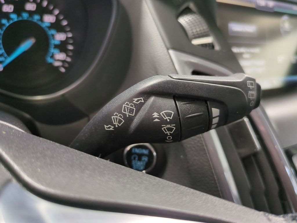 2014 Ford Focus Titanium 24