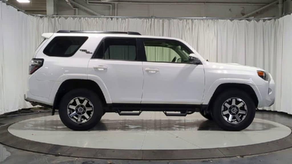 Thumbnail: 2023 Toyota 4Runner - 10