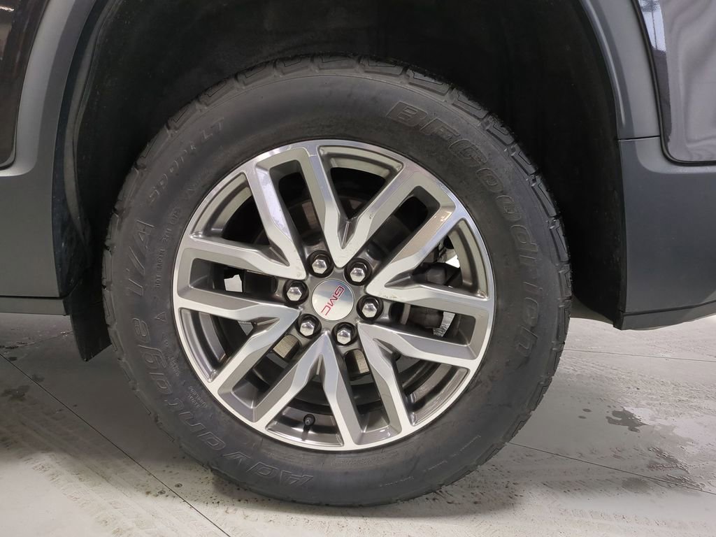 Thumbnail: 2019 GMC Acadia - 16
