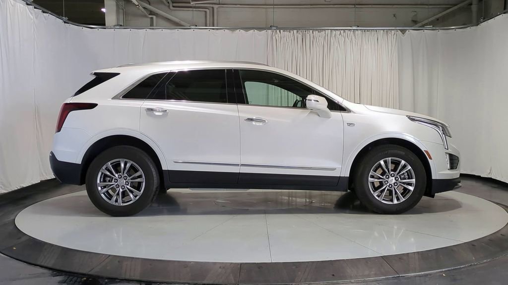 Thumbnail: 2023 Cadillac XT5 - 9