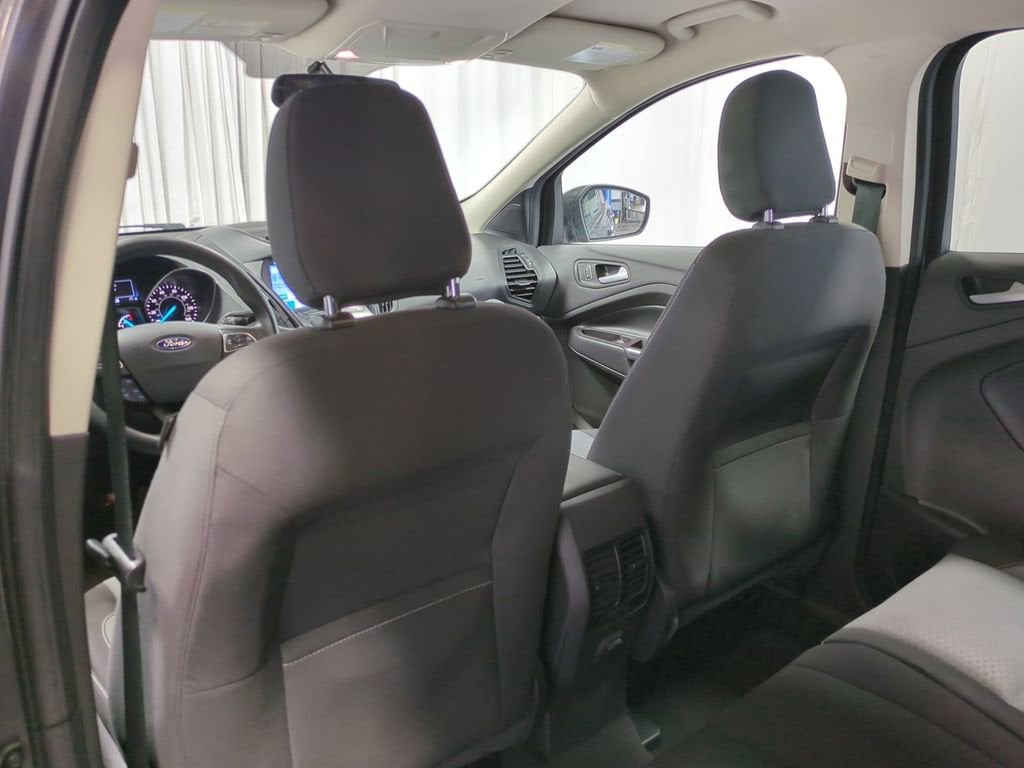 2018 Ford Escape SE 16