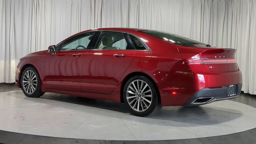 Thumbnail: 2017 Lincoln MKZ - 8