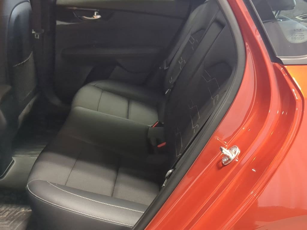 Thumbnail: 2023 Kia Forte - 22