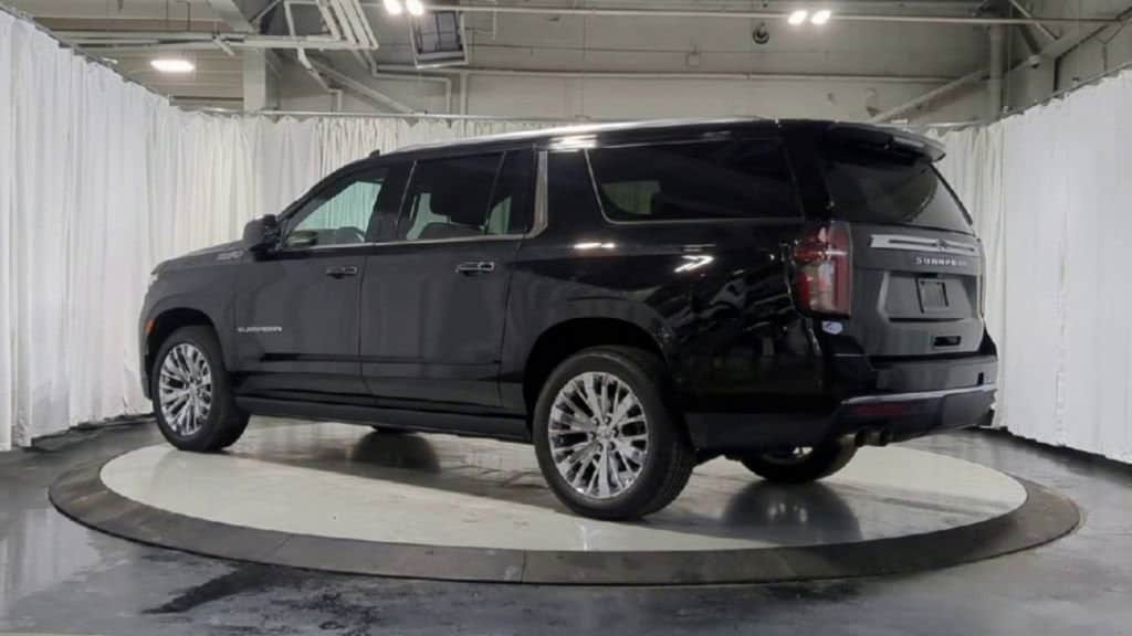 Thumbnail: 2021 Chevrolet Suburban - 8