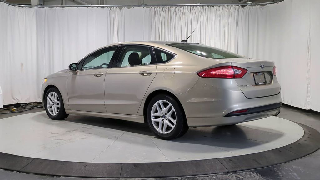 Thumbnail: 2015 Ford Fusion - 8