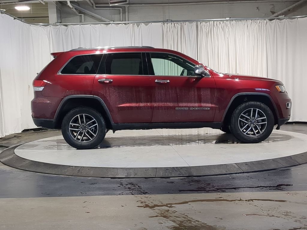 Thumbnail: 2021 Jeep Grand Cherokee - 15
